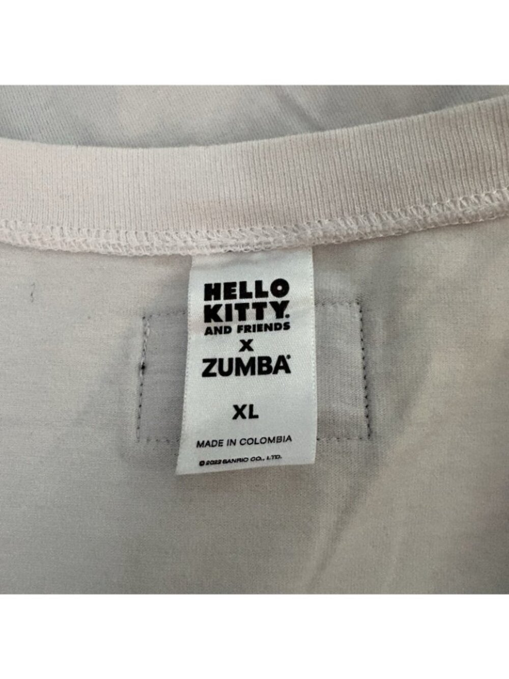 Hello Kitty X Zumba Tank Top T-Shirt Womens Sz XL Retro Colorful Kawaii - Picture 6 of 6